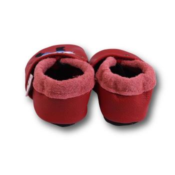 Lederpuschen Pirat und Schiff auf rot